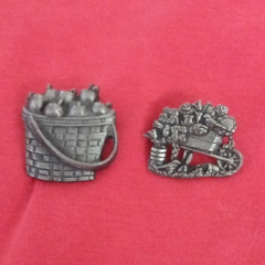 Vintage Style Silver Tone Lot of 2 Basket & Flowers Brooch Pin Set Women’s