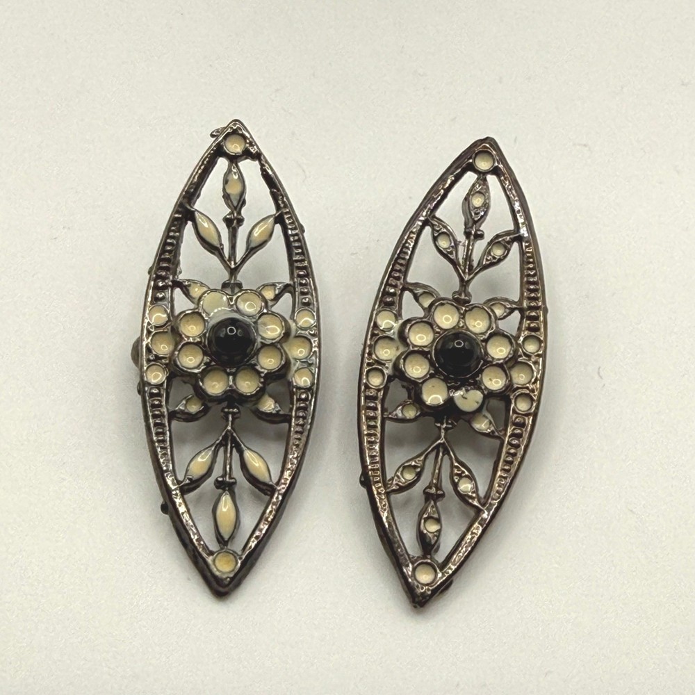 Vintage Art Deco Floral Set Pins Brooshes Black Cream Enamel Marquise Shape