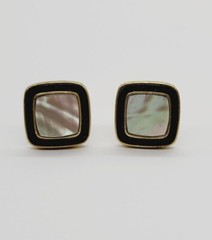Monet Square Pearlized Gold Tone Clip Earring RARE Vintage .75 in