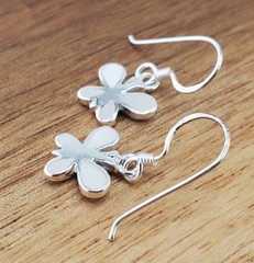 VTG 925 MOP Butterfly Earrings 1in Drop Sterling Silver Mother of Pearl Inlay