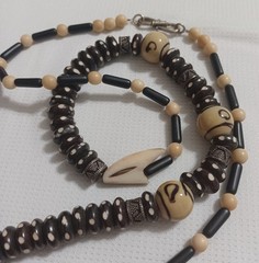 COOL Lot Of Vintage Tribal Jewelry Bone Beads Wood Shells Gemstones Leather Etc