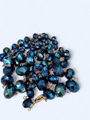 Stunning Vintage-Style Iridescent Peacock Blue Faceted Glass Rope Necklace