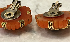 Vintage Chunky Round Butterscotch Acrylic/Resin Statement Clip-on Earrings 1.50″