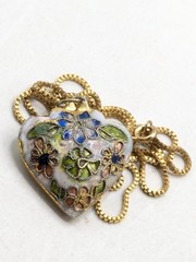 Vintage Cloisonne Floral Puffy Heart Pendant Gold Tone Necklace