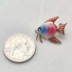 Gold Tone Colorful Enamel Fish Pin Brooch Vintage Korean Decorative Accessory