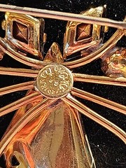 Vintage Signed DeCurtis 1/20 GF Yellow Gold Filled Brooch Pendant Crystals Blue