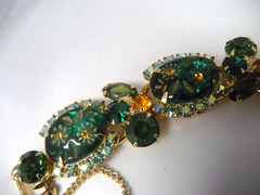 DeLizza & Elster Juliana intaglio floral jeweled bracelet brooch set green