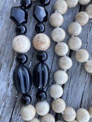 Vintage Bead Necklace Hand Knotted Gemstone Jasper Onyx Cool Stone 33″ VTG
