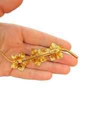 Vintage Gold Tone Floral Bar Brooch | Textured Flower Pin | Botanical Jewelry |