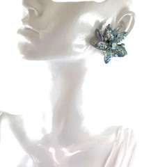 Vintage Judy Lee Blue Iridescent Glass Floral Clip Earrings AB Rhinestone 1960s