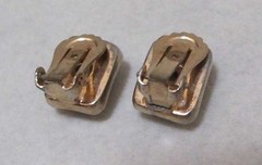 Vintage BARCLAY Faux Amethyst Purple Glass Gold Tone Clip Earrings 1/2″