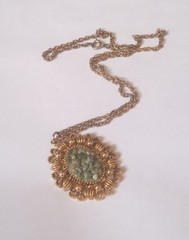 Vintage Gold Tone Ornate Necklace With Faux Jade Chips Center