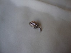 VINTAGE 1970-80s 3D POMEGRANATE LAVENDER TOPAZ STERLING SILVER STAMPED 925 PIN