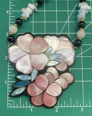 Lee Sands Necklace Large Flower Inlaid Mother Of Pearl Abalone Gemstone 20″