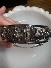 VTG Whiting & Davis Silver Tone 3D Paisley Design Bracelet 6.5-7.25
