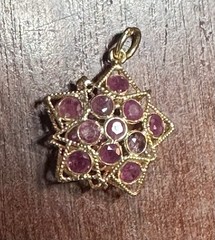 Vintage 18K Yellow Gold Mughal Ruby Star Charm Pendant 750 Indian Double Sided