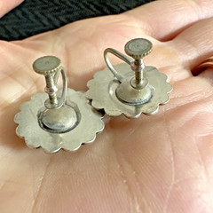 VINTAGE SOUTHWESTERN STYLE STERLING SILVER TURQUOISE SCREW BACK ROUND EARRINGS