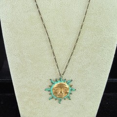 VTG. ESTATE PATINA & BRASS/COPPER SUNSHINE & THIN CHAIN NECKLACE-18″ (180)