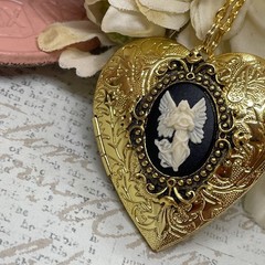 Gold Heart Locket Photo Birthday Anniversary Wedding Cameo Angel Angels Necklace