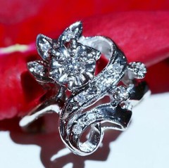 14k white gold ring 0.12ct natural diamond size 4.75 flower vintage 3.35gr N3444