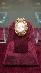 Vintage Cameo Brooch Gold Tone Oval Portrait Pin with Faux Pearl Bow Accent