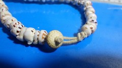 handmade 70s vintage tiger puka necklace 17.75″ 5/16″ thick approx 8-9mm shells