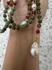 Green Aventurine & White Pearl Lariat Necklace Gold Baroque Pearl Kundan Sautoir