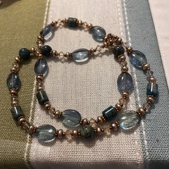 Vtg Strung Turquoise Faceted Glass & Gold Bead Beach Casual Artisan Necklace 24″