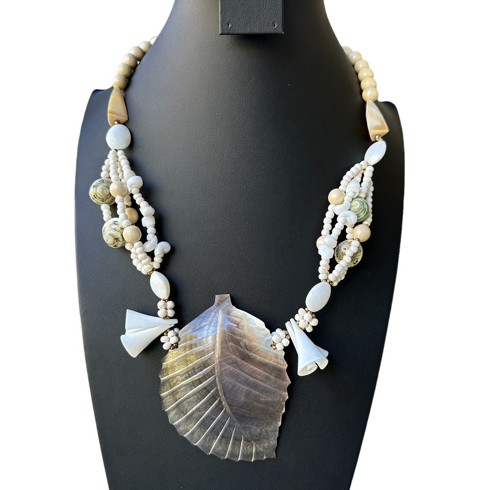 Vintage Artisan Pendant Necklace 24 Inch Carved MOP Shell Beaded Beachy Chunky