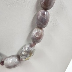 Gray Lavender Polish Marbled Agate Faux Pearl Beads Statement Necklace 12″ Drop
