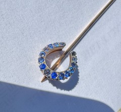 Antique 14K Y Gold Horseshoe Stick Pin w/ red garnet and blue glass 2.1 grams