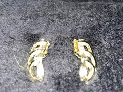 Vintage Gold Tone Leaf Swirl Clip On Earrings Textured Openwork 1960s