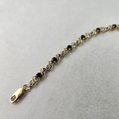 10K Yellow Gold Tennis Bracelet with Blue Topaz 7 inches 5.2g [9031]