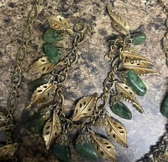Vintage signed Sarah Coventry “Nile Queen” Necklace /w card. Adjustable length!