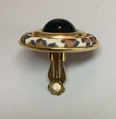 Vtg 80s Leopard Print Cabochon Faux Stone Center Gold Tone 1.5″ Clip On Earrings