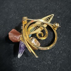 Vintage Natural Stone & Gold Tone Filigree Circle Brooch 1.75″ X 1.25″ MCM