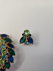 VTG Juliana Brooch & Clip on Earrings Green Blue Rhinestones Goldtone