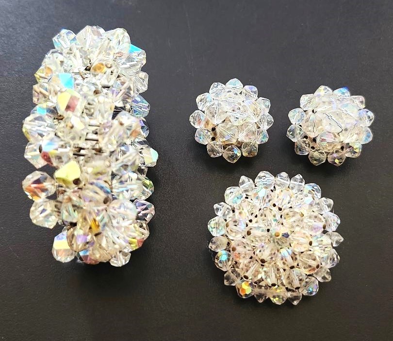 Vintage AB Crystal Beaded Expansion Bracelet – Clip Earrings – Brooch/Pin Set