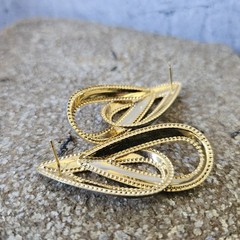 Vintage 1980s Enamel Earrings Tear Drop Gold Tone Marbled Caramel Sage Swirl Wow