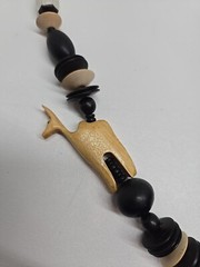 Vintage African Tribal Chunky Beaded Wood Hand Carved Safari Animal Necklace 28″