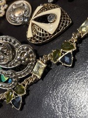 Vintage Jewelry Scrap Lot Repair Craft Harvest Rhinestone Beads Brooches 50+
