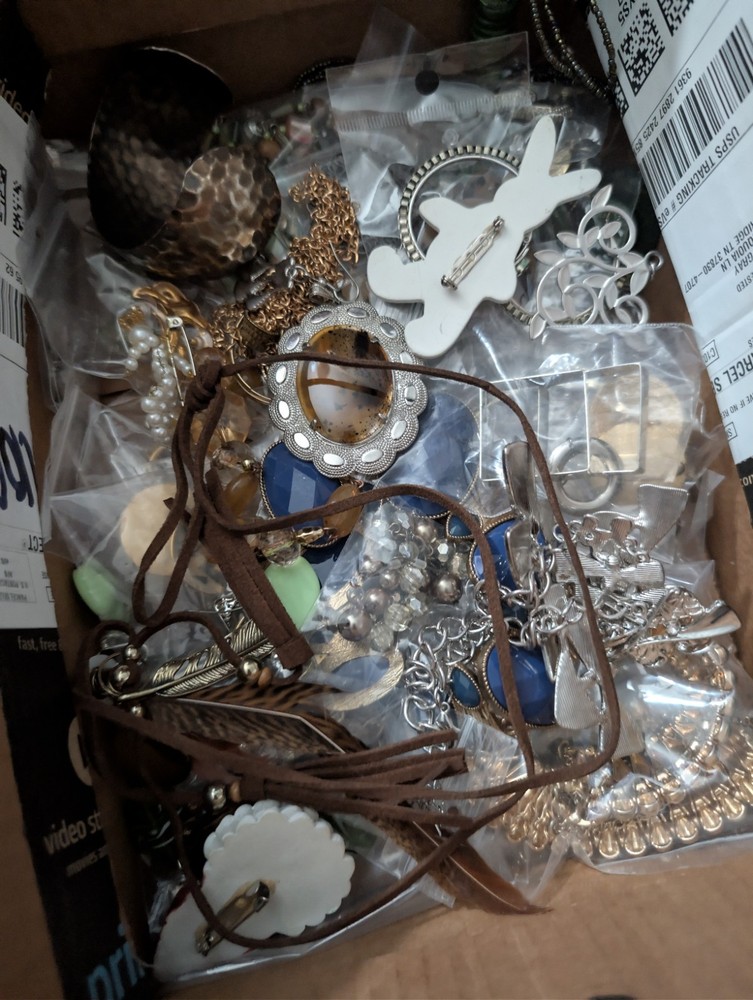 Lot Of 80’s/90’s Jewelry