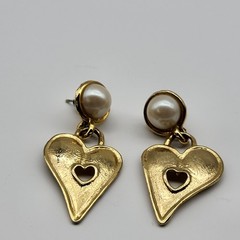 Fab retro matte gold plated heart faux pearl earrings dangle Valentines Love