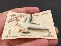 Wildlife Miniatures Hand Painted Seagull Bird Brooch Pin Back 2” Vintage On Card