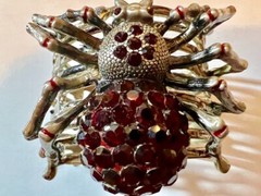 VINTAGE RUNWAY RAISED SPIDER RUBY STONES SILVER BANGLE BRACELET FREE SHIPPING