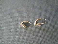 14K Yellow Gold White Stone Dangle Earrings 1.8g
