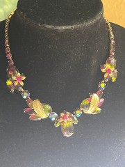Beautiful Vintage Weiss Heliotrope Cabochons Necklace Gold-tone Accents Exc 17.5