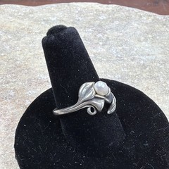 Kabana Vintage Sterling Silver Pearl Flower Ring Women’s Size 6 Weight 2.5 Grams
