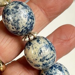 Vintage Lady Remington Blue White Beaded Collar Necklace Signed LR 19”