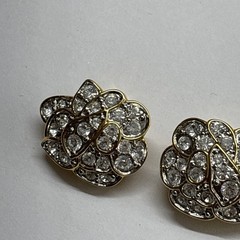 NOLAN MILLER PAVÉ CRYSTALS GOLD PLATED ROSE FLOWER CLIP-ON EARRINGS-NWOT-1″